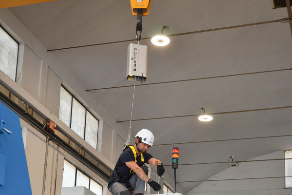 SICUREMOTE: migliore dispositivo anticaduta collegabile ad un carroponte