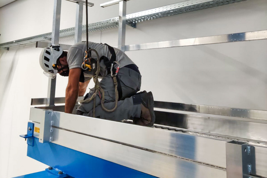 Dispositivi di Protezione Collettiva: Ambienti industriali in sicurezza