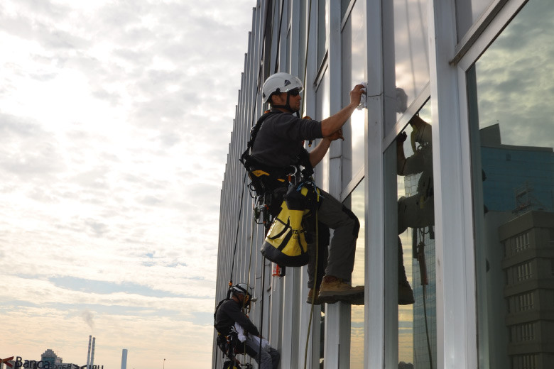 Lavori in fune: attività e vantaggi