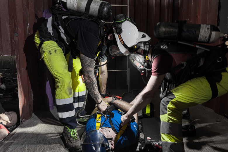 Quali sono gli spazi confinati: definizione, caratteristiche e i rischi principali