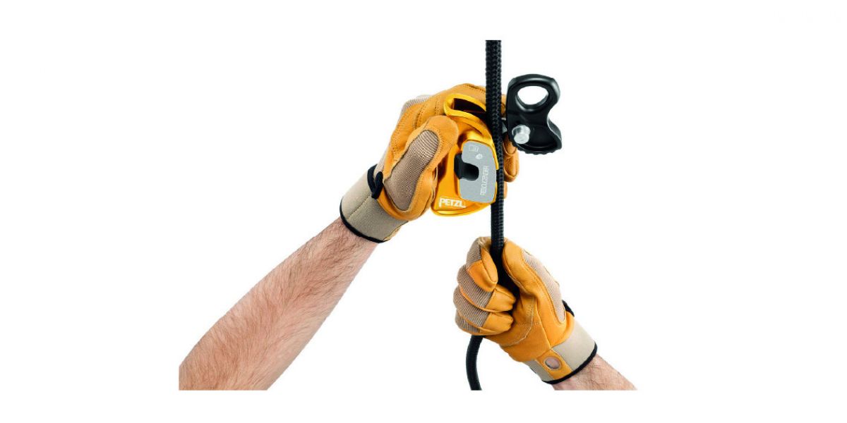 Bloccante Petzl con camma apribile fnz